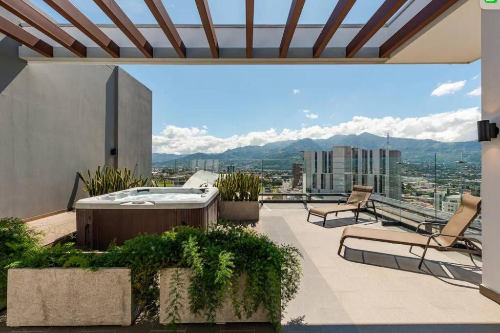 Rooftop Jacuzzi - 18Th Floor Apt City View Mata de Palo 외부 사진